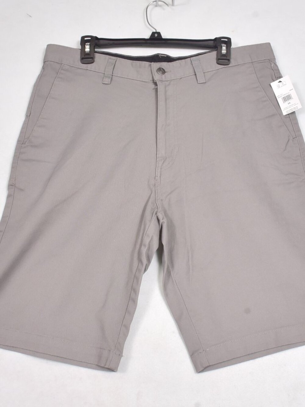 Volcom Men's Light Grey Shorts Size 36 Flat Front NEW